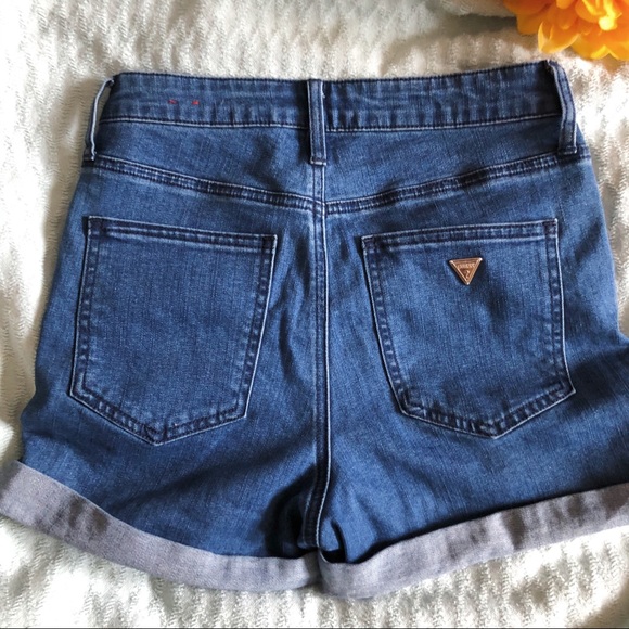 High waisted GUESS denim shorts - Picture 3 of 5